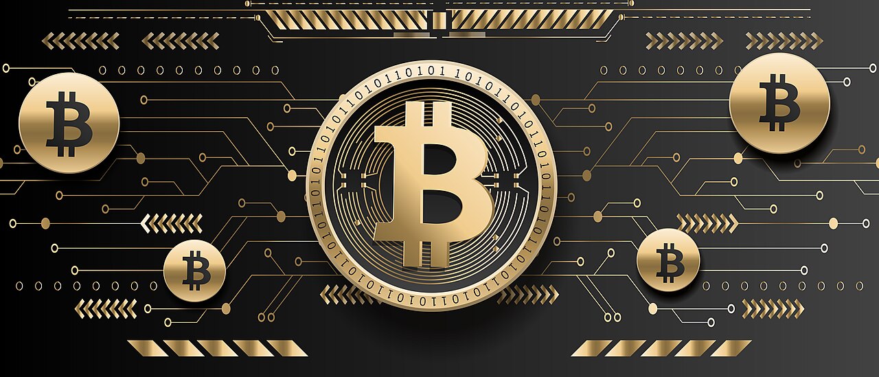 Pièce dorée frappée du symbole du bitcoin