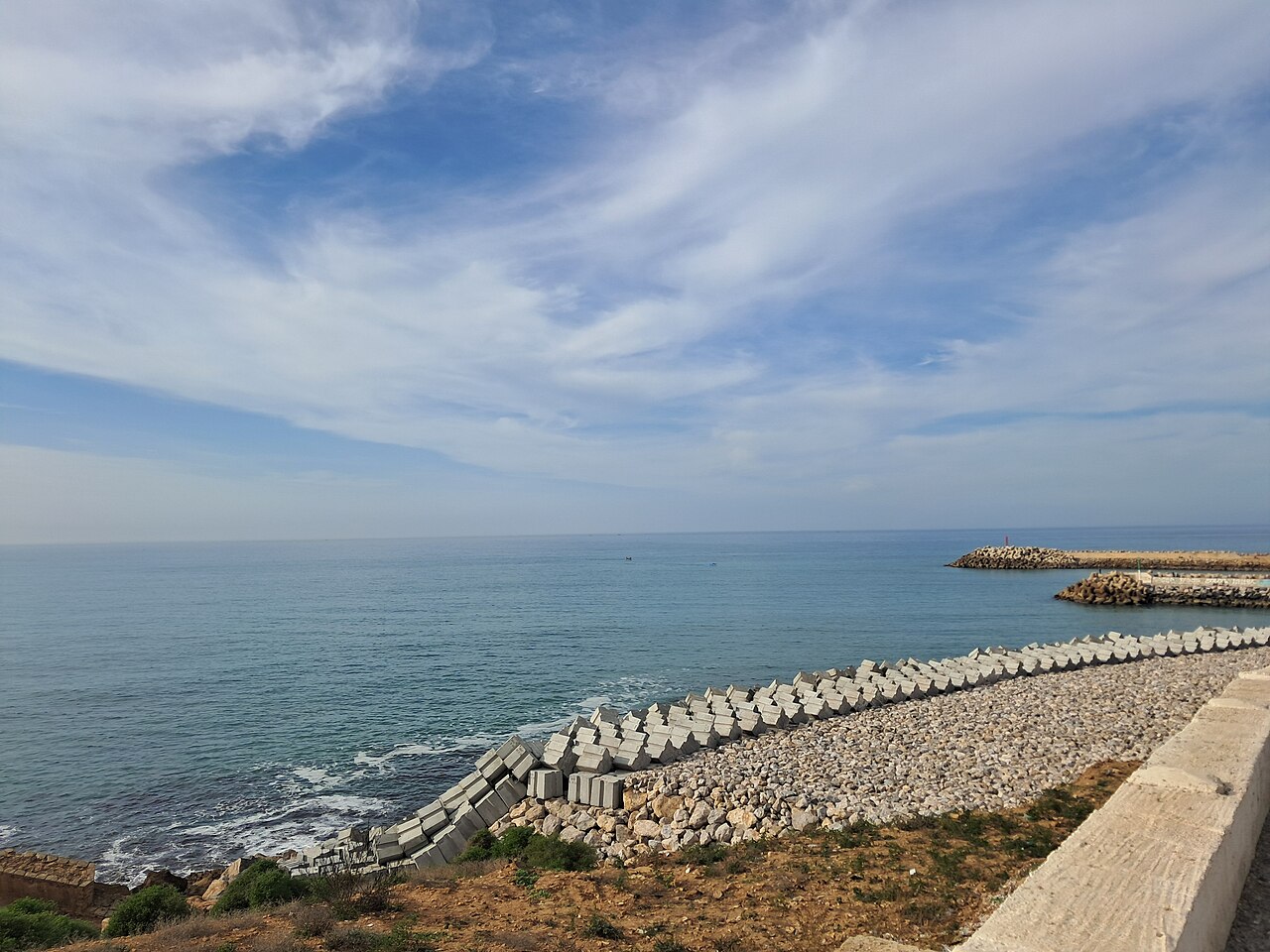 La côte de Larache, au large de laquelle se trouve le gisement Anchois