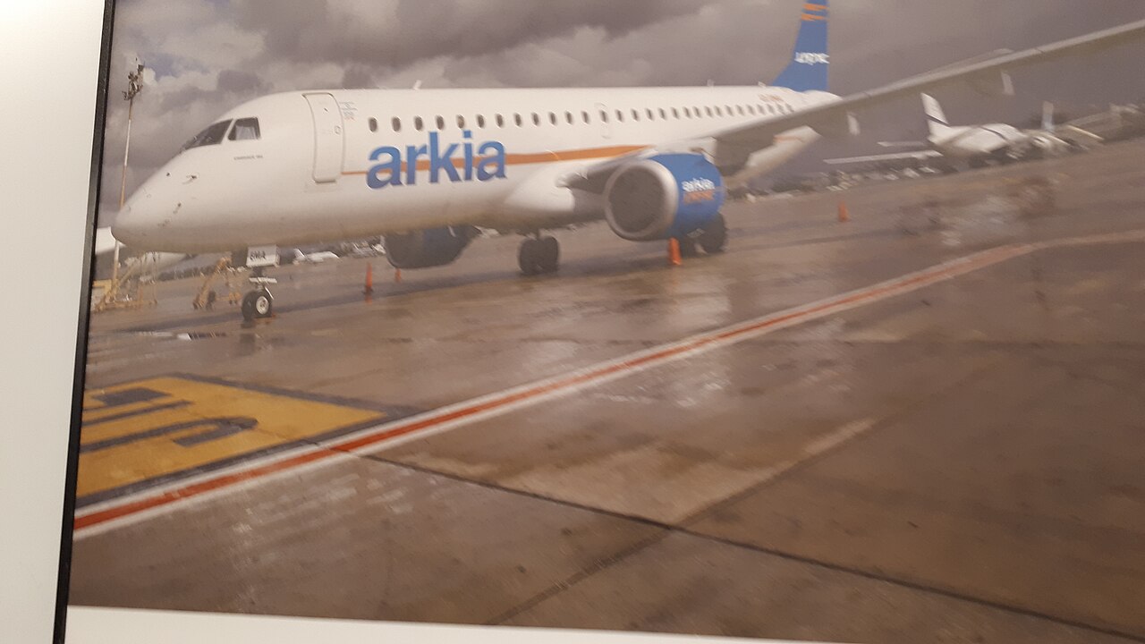Avion de la compagnie Arkia à l'aéroport Ben Gourion