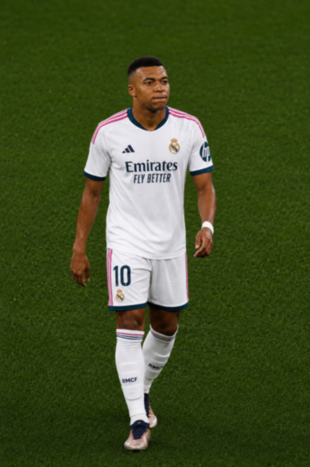 Kylian Mbappé sous le maillot du Real Madrid