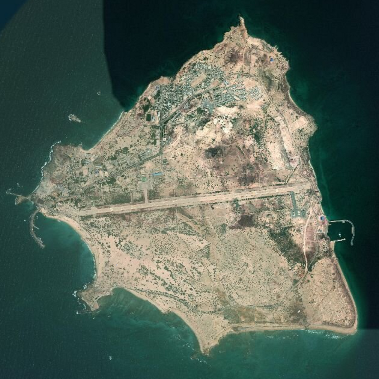 L'île d'Abou Moussa vue par satellite