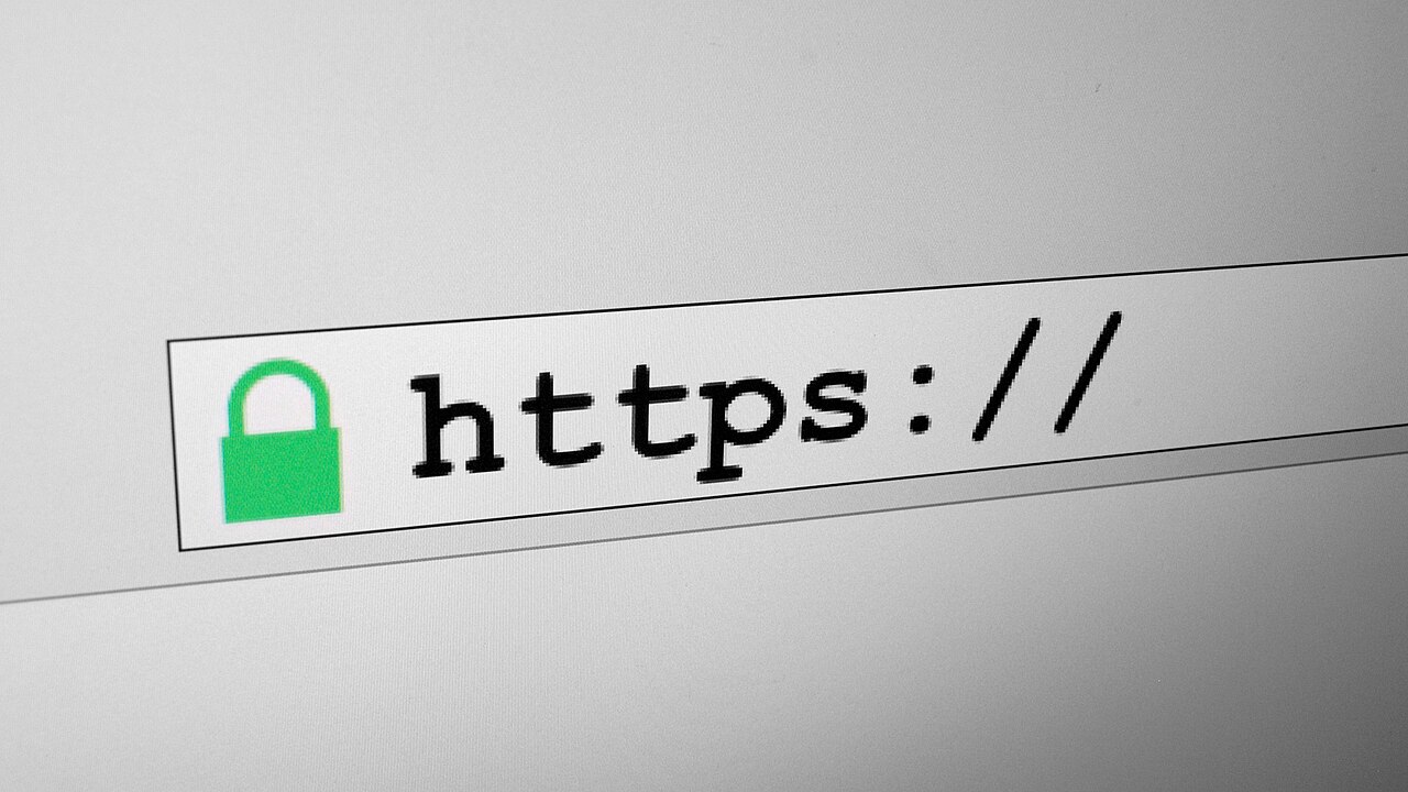 Cadenas HTTPS dans la barre d'adresse d'un navigateur