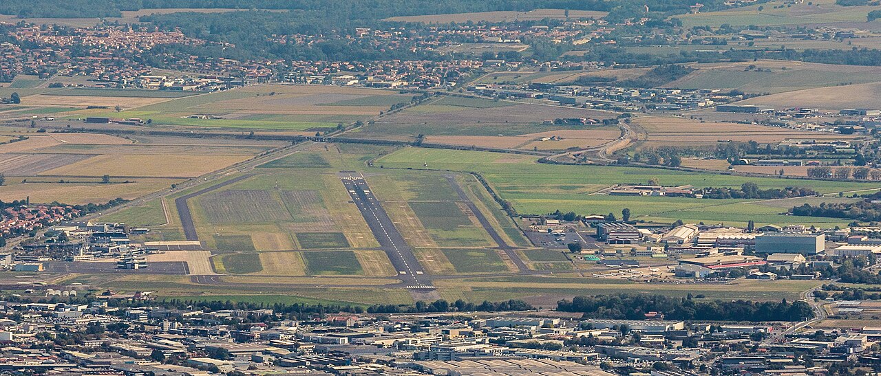 Aéroport de Clermont-Ferrand Auvergne