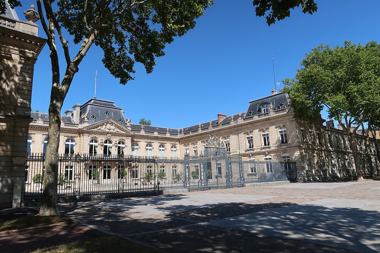L'hôtel de préfecture des Yvelines, Versailles