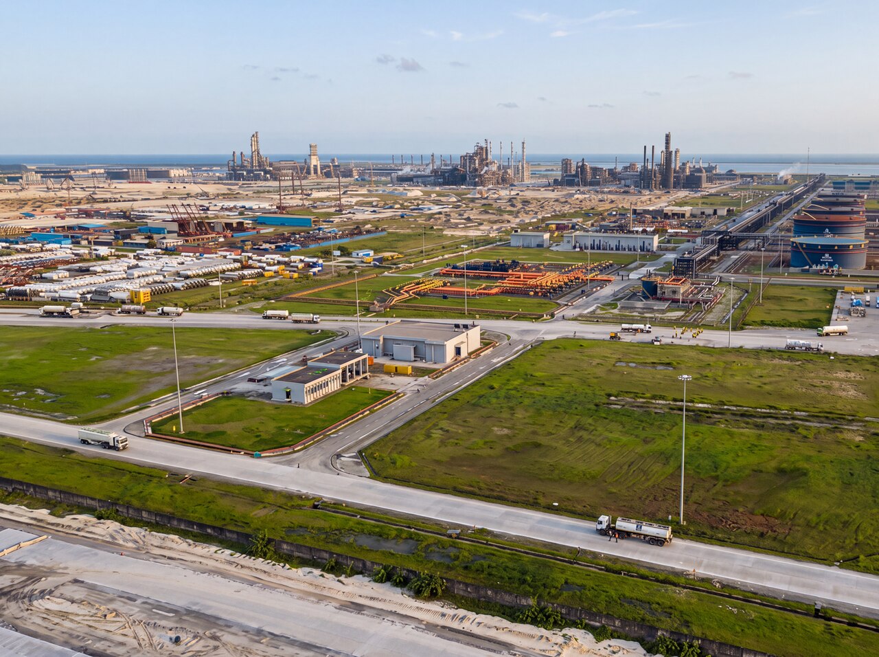 La raffinerie Dangote de Lekki, près de Lagos, vue par drone